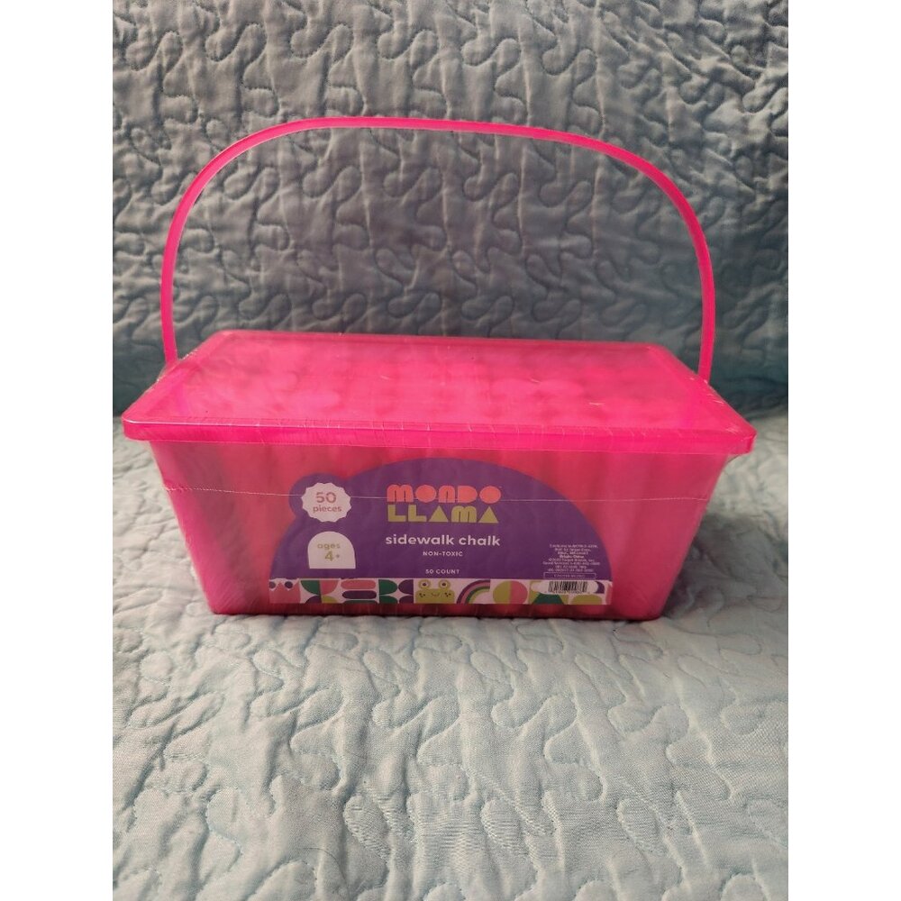 Mondo Llama 50 Piece Side Walk Chalk Set NWT